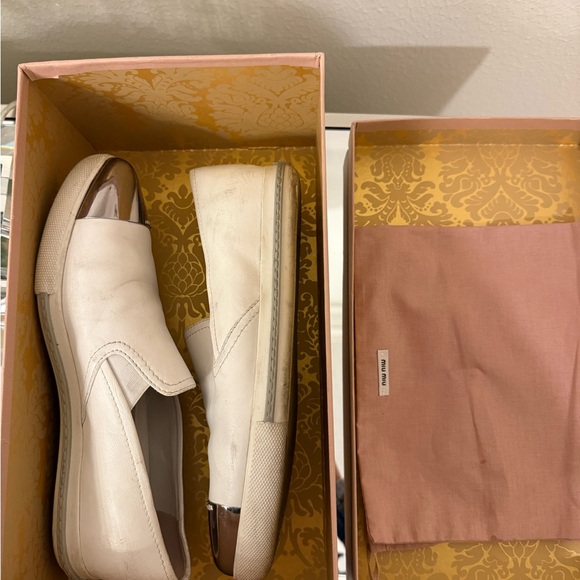 Miu Miu Off-White Casual Shoes - Picture 4 of 4